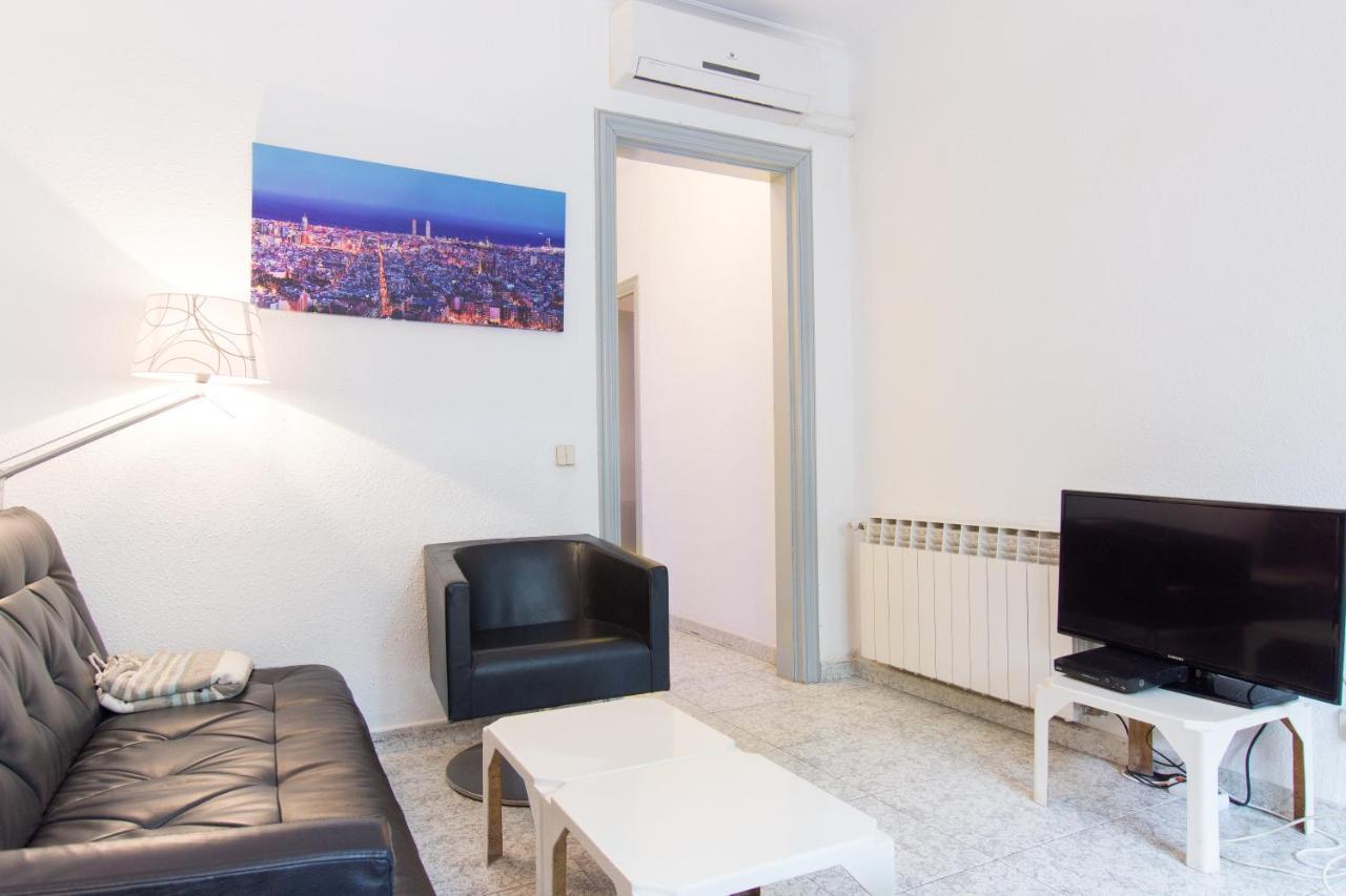Charm Apartment Sagrada Familia Barcelona Exterior photo